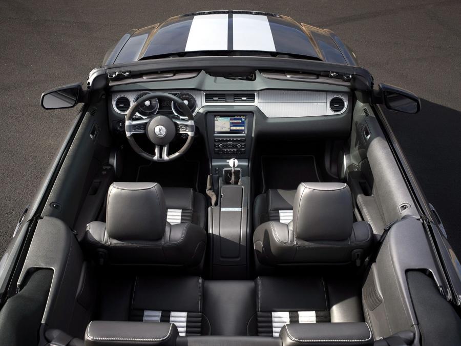  Shelby GT500 Convertible SVT 2009 года  (фото 9 из 12)